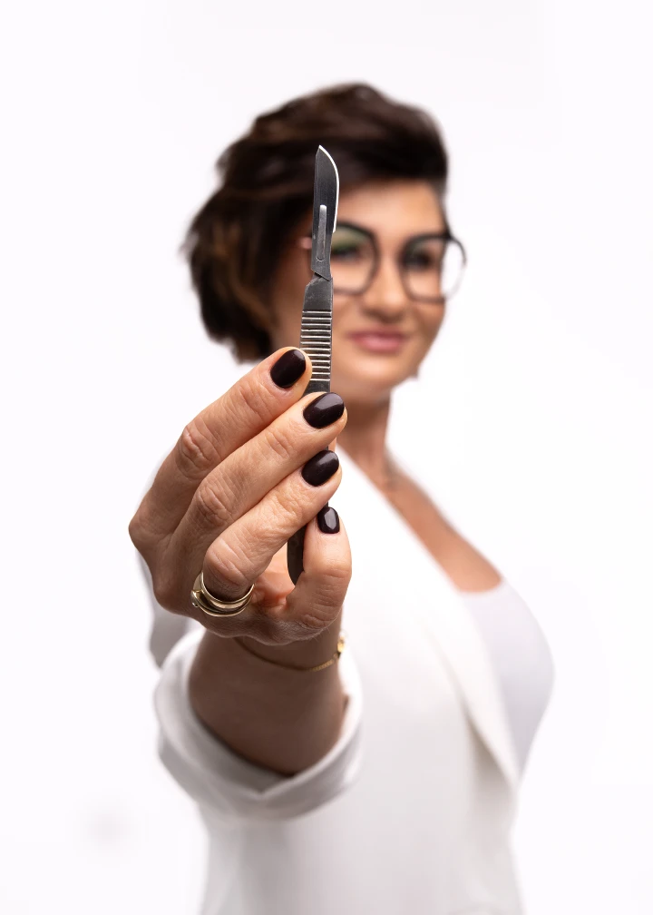 Skalpel, dłuto czy frezarka